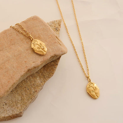 Rosie Medallion Necklace - Lenoir - Necklace